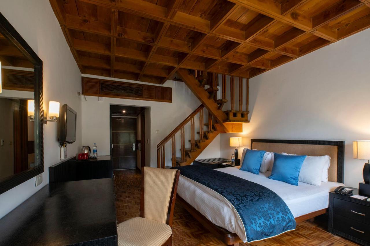 Mastiff Grand Manali Resort Extérieur photo