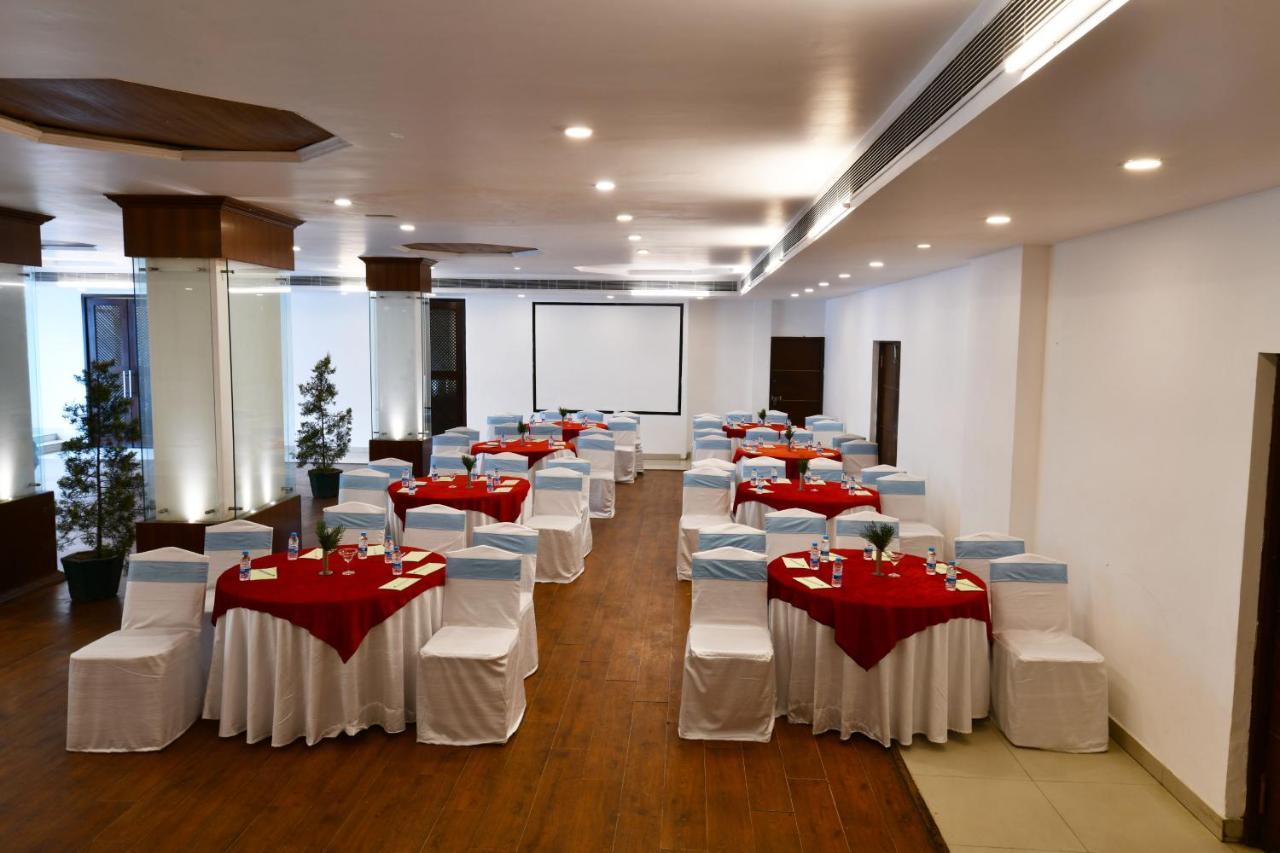 Mastiff Grand Manali Resort Extérieur photo