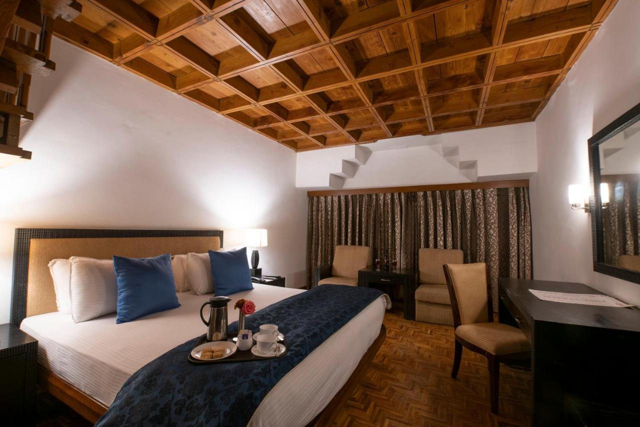 Mastiff Grand Manali Resort Extérieur photo