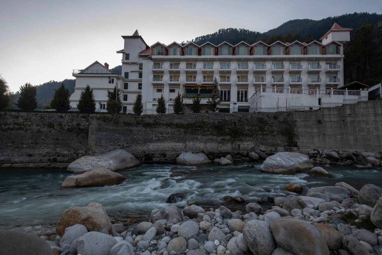 Mastiff Grand Manali Resort Extérieur photo