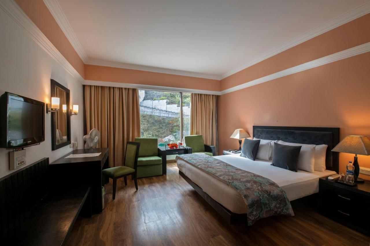 Mastiff Grand Manali Resort Extérieur photo